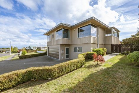Photo of property in 25 The Grove, Nukuhau, Taupo, 3330