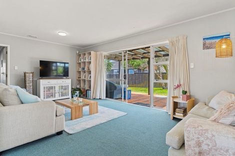Photo of property in 17 Tudor Place, Mount Maunganui, 3116