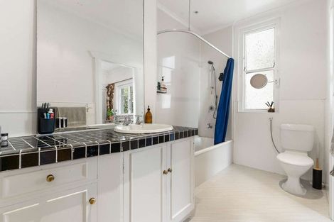 Photo of property in 2/73b Carlton Gore Road, Newmarket, Auckland, 1023