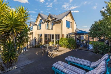 Photo of property in 562a Bower Avenue, Parklands, Christchurch, 8083