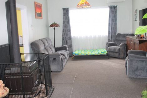 Photo of property in 5 Roebuck Street, Westport, 7825