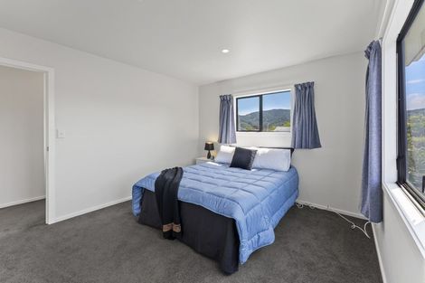 Photo of property in 22 Granville Street, Silverstream, Upper Hutt, 5019