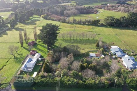 Photo of property in 69 Stanly Street, Eketahuna, 4900