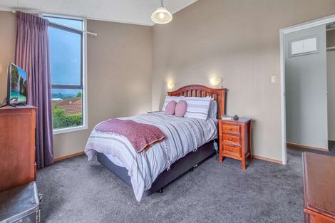 Photo of property in 1a Peace Street, Glenholme, Rotorua, 3010