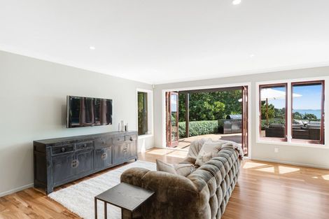 Photo of property in 188 Mellons Bay Road, Mellons Bay, Auckland, 2014
