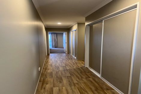 Photo of property in 27 George West Square West, Wigram, Christchurch, 8025