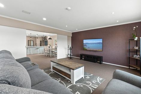 Photo of property in 32 Cotswold Place, Ohauiti, Tauranga, 3112