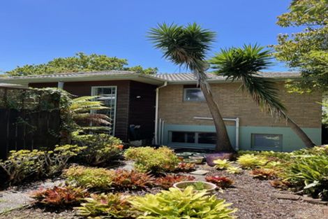 Photo of property in 255 Golf Road, Titirangi, Auckland, 0604