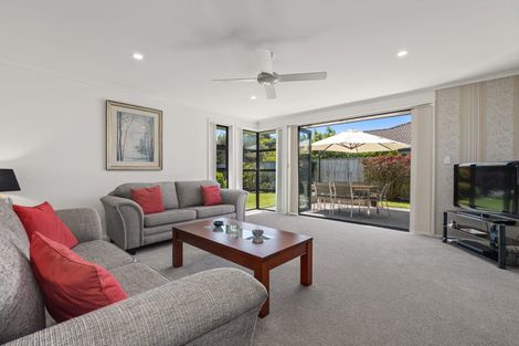 Photo of property in 66 Carrington Drive, Papamoa Beach, Papamoa, 3118