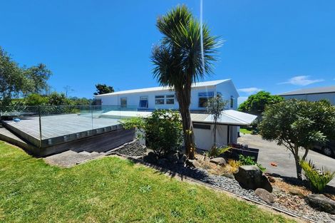 Photo of property in 12 Dowman Street, Urenui, 4375