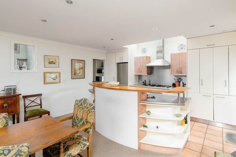 Photo of property in 56 Hawkesbury Avenue, St Albans, Christchurch, 8014