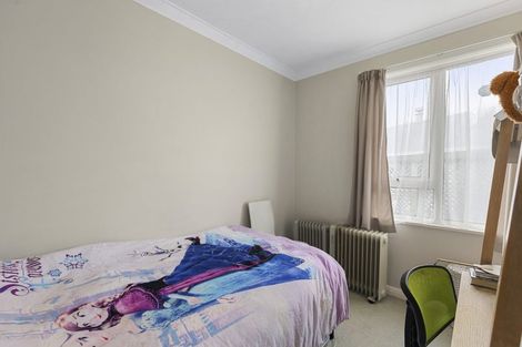 Photo of property in 122 Donald Street, Karori, Wellington, 6012