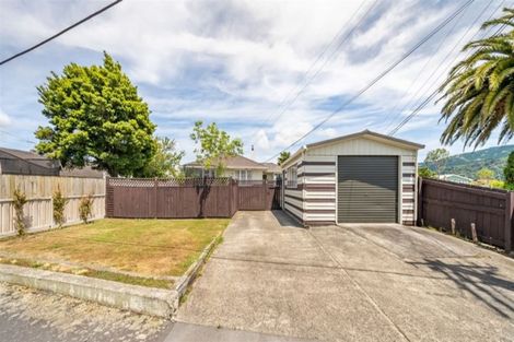 Photo of property in 12 Bristol Street, Trentham, Upper Hutt, 5018