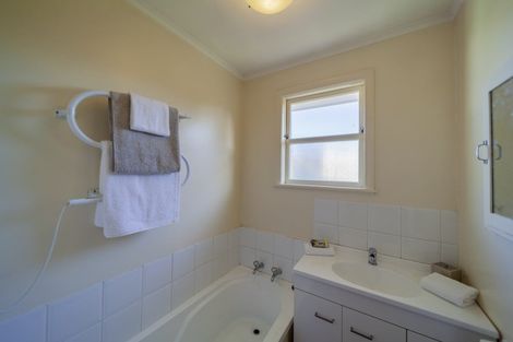 Photo of property in 7a Arnold Street, Onekawa, Napier, 4110