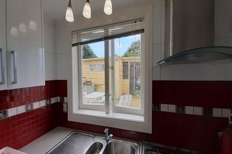 Photo of property in 2 Mudges Terrace, Newtown, Wellington, 6021