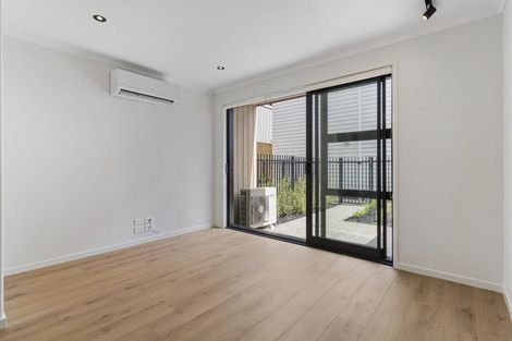 Photo of property in 1092c Great North Road, Point Chevalier, Auckland, 1022