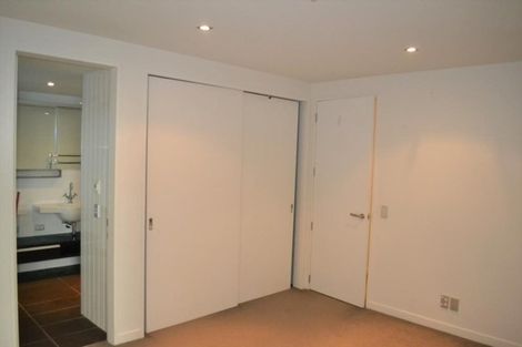 Photo of property in Mariner, 1a/140 Oriental Parade, Oriental Bay, Wellington, 6011