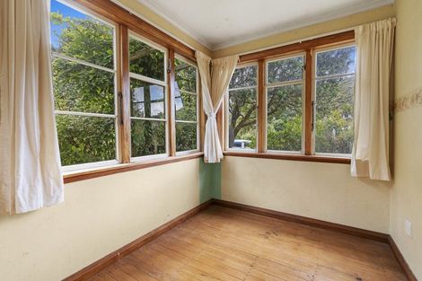 Photo of property in 59-61 Airlie Road, Plimmerton, Porirua, 5026