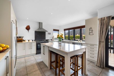 Photo of property in 19 Bracken Street, Arrowtown, 9302