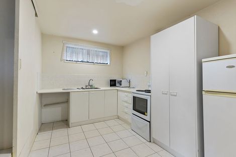 Photo of property in 17 Tui Vale Road, Shelly Park, Auckland, 2014