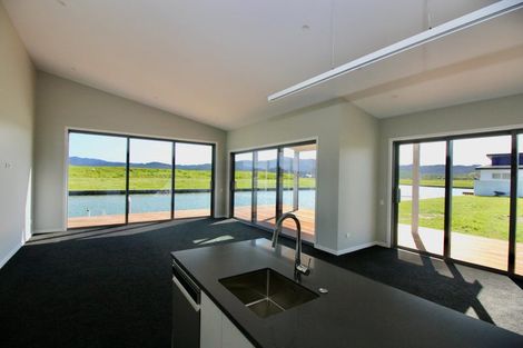 Photo of property in 5 Kahu Crescent, Whitianga, 3510