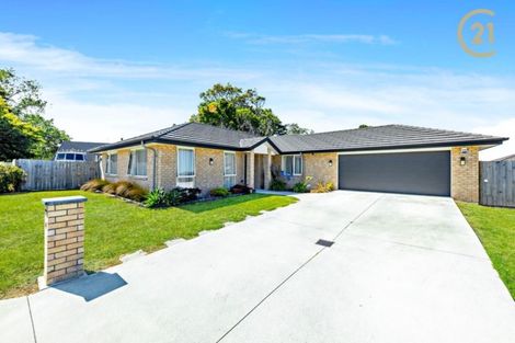 Photo of property in 6 Rohea Place, Opaheke, Papakura, 2113