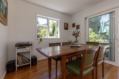 Photo of property in 35 Tennis Court Road, Raumati South, Paraparaumu, 5032