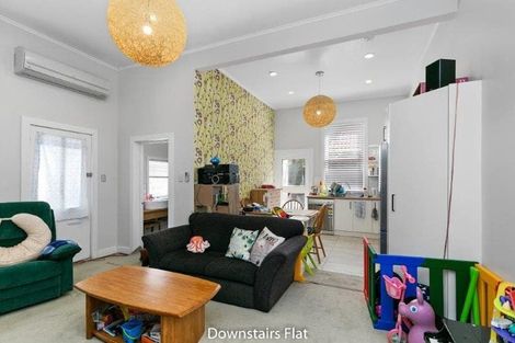 Photo of property in 82 Tinakori Road, Thorndon, Wellington, 6011