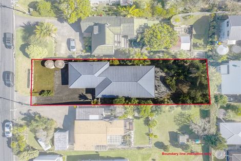 Photo of property in 36 Surf Road, Stanmore Bay, Whangaparaoa, 0932