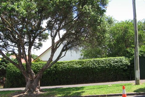 Photo of property in 37 Gilfillan Street, Blockhouse Bay, Auckland, 0600