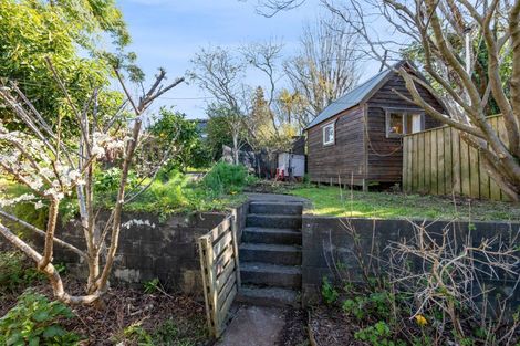 Photo of property in 5a Marina Grove, Frankleigh Park, New Plymouth, 4310