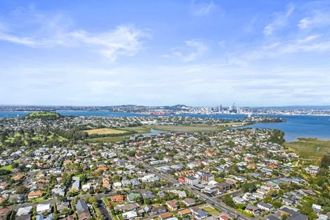 Photo of property in 40 Regent Street, Devonport, Auckland, 0624