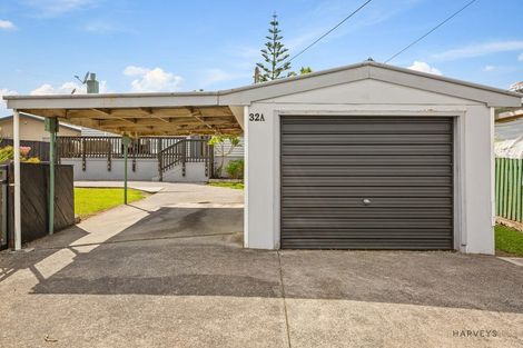 Photo of property in 2/32 Kamara Road, Glen Eden, Auckland, 0602