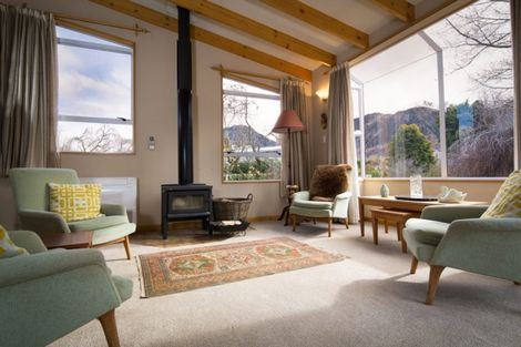 Photo of property in 1 Kent Street, Arrowtown, 9302