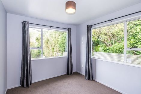 Photo of property in 86 Muri Road, Pukerua Bay, 5026