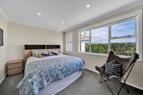 Photo of property in 435 Manawapou Road, Hawera, 4672