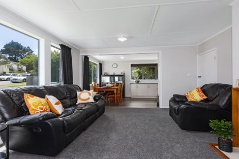 Photo of property in 6 Carbine Place, Ascot Park, Porirua, 5024