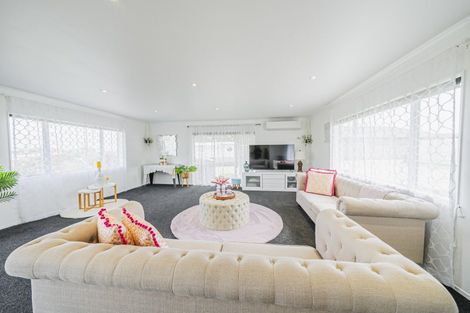 Photo of property in 28a Jules Crescent, Bell Block, New Plymouth, 4312