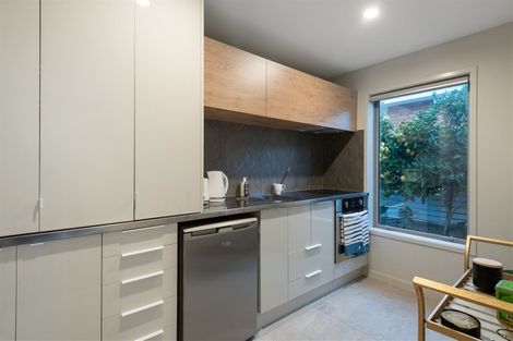 Photo of property in 8b Oceanbeach Road, Mount Maunganui, 3116