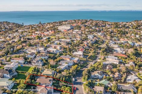 Photo of property in 23 Jellicoe Road, Murrays Bay, Auckland, 0630