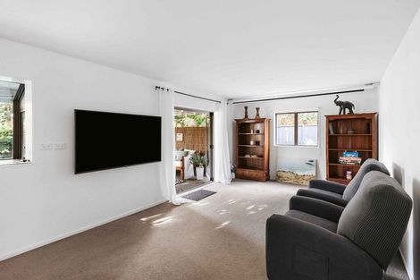 Photo of property in 230 Oceanbeach Road, Mount Maunganui, 3116