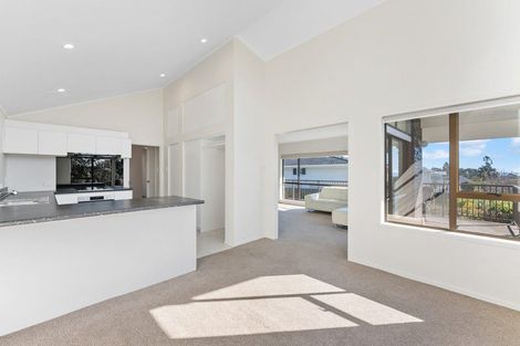 Photo of property in 21 Nevada Drive, Merrilands, New Plymouth, 4312