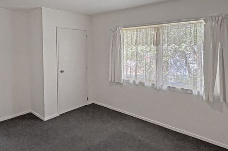 Photo of property in 15 Pisces Road, Glen Eden, Auckland, 0602