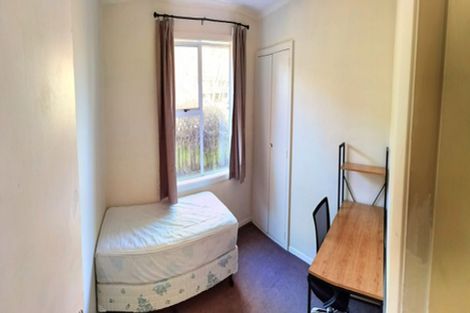 Photo of property in 19 Solway Avenue, Ilam, Christchurch, 8041