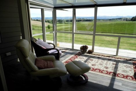 Photo of property in 140 Awamoa Road, Holmes Hill, Oamaru, 9492