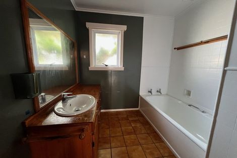 Photo of property in 9 Hamlin Road, Mount Wellington, Auckland, 1060