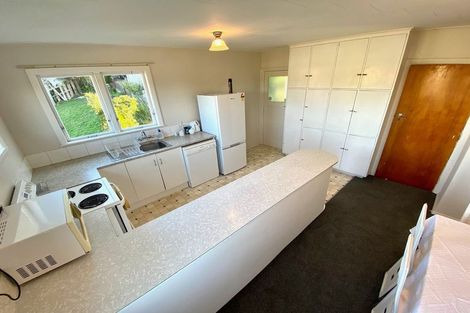 Photo of property in 131 Ruskin Road, Newlands, Wellington, 6037