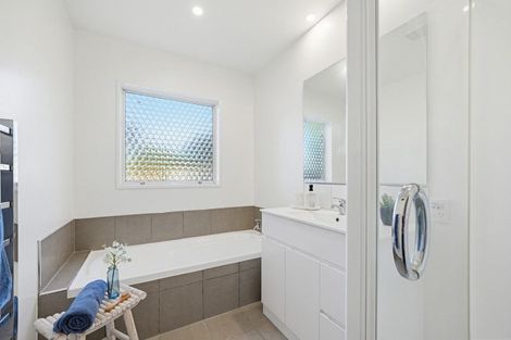 Photo of property in 46 Veitches Road, Casebrook, Christchurch, 8051