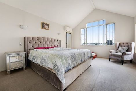 Photo of property in 51 Keywella Drive, Conifer Grove, Takanini, 2112