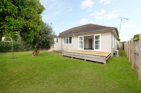 Photo of property in 9a Hockin Place, Fairfield, Hamilton, 3214